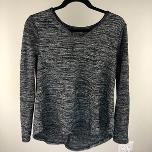 New long sleeve Flowy top